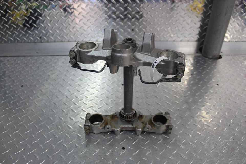 Kawasaki KLR650 2008 horquilla delantera abrazadera triple árbol vástago Foto 1 de 4