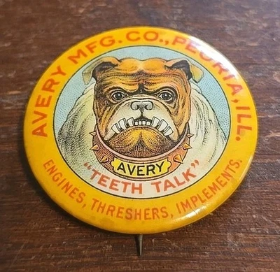Antiguo Avery MFG Co Peoria IL Implementos Publicidad Celuloide Bulldog Pinback Foto 1 de 4