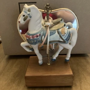 Horse Carousel Music Box Mirror Heart Back Ground Collectors Item - Picture 1 of 8