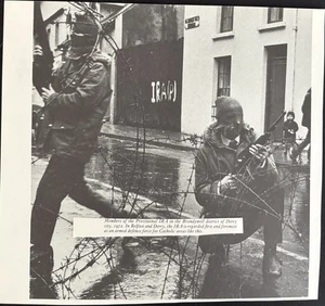 Buchausschnitt Foto Irland Provisorische IRA Brandywell 1972 - Bild 1 von 1