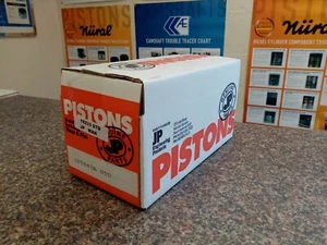 BSA A65 9-1 Kolben SET (2) AUSTRALIAN JP STD/020/030/040/060/080" auf Lager - Bild 1 von 5