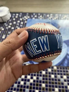 Vintage NY yankees souvenir baseball full color print 1995 - Picture 1 of 6