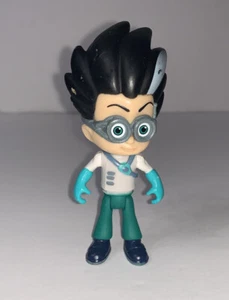 Just Play PJ Masks Romeo Figure 4” Poseable Moveable - Picture 1 of 7