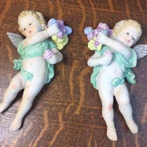Par de placas de arte de pared de bisque de porcelana querubines Napco Angels #FR5571 de colección - Imagen 1 de 6