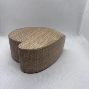 Oak Wooden Heart 46mm thick - Picture 1 of 6
