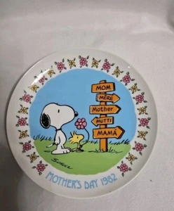 Schmid Snoopy Peanuts Mothers Day Plate 1982 MIB - Picture 1 of 9