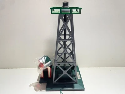 American Flyer S Gauge  Beacon Light Tower Green Base Untested No Box - Image 1 of 4