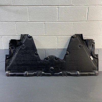 Panel protector trasero debajo de la carrocería Porsche 911 Carrera 2020-2024 OEM *NOTA Foto 1 de 4