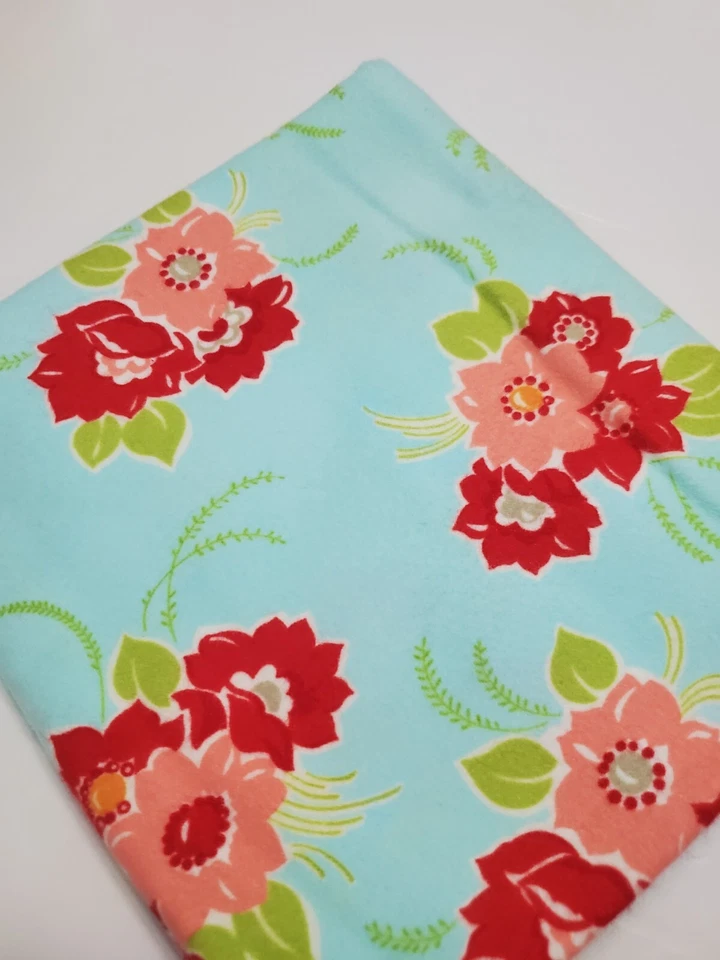 Bonnie & Camille Fabric Miss Kate Floral Moda Flannel Aqua Quilt FAT QUARTER - Image 1 of 1