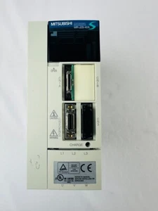 Mitsubishi MR-J2S-40A-PQ108T022 AC Servo Drive - Picture 1 of 6