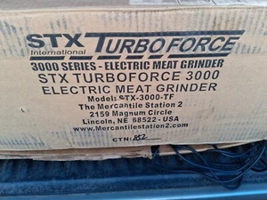 STX Turboforce 3000 Serie Elektrischer Fleischwolf mit Box - Bild 1 von 5