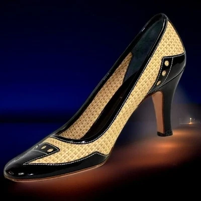 Zapatos de salón Prada negros charol tejido tostado rafia puntera distintiva, talla 36,5 (US 6,5) Foto 1 de 4