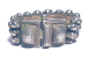ANTICO BRACCIALE/bracciale etnico argento 900 RAJASTHAN INDIA 1 1/4" largo 4,5 oz - Foto 1 di 5