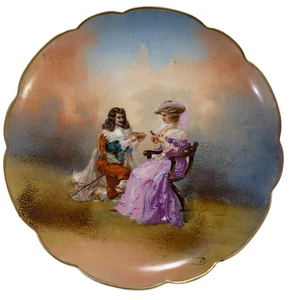 Placa pintada a mano Limoges Francia firmada escena de cortejo sarcy festoneada dorada - Imagen 1 de 4