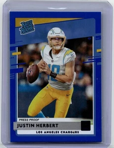 2020 Donruss #303 Justin Herbert Press Proof Blue Press Proof - Bild 1 von 2