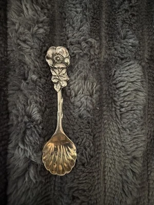1 Reed & Barton Sterling Silver Salt Spoon WILD ROSE II Pattern - Image 1 of 4