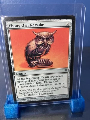 Ebony Owl Netsuke Saviors of Kamigawa Regular - Image 1 of 4