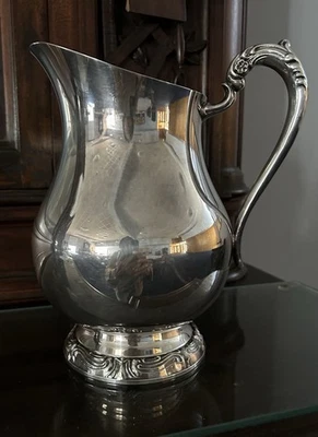 Jarra de agua FB Rogers Silver Co #3707 Lg floral SP con base de pedestal RARA Foto 1 de 4