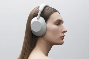 Sony WH-1000XM6 Wireless Noise-Cancelling Over-Ear Headphones /Silver /NEW - Picture 1 of 2