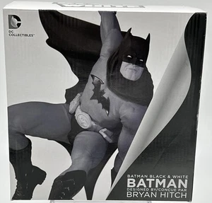 DC Collectibles Batman Black And White Statue -By Bryan Hitch- FACTORY SEALED - Picture 1 of 7