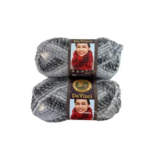 Lion Brand Da Vinci Yarn Quartz 1.75 oz Wool Acrylic Blend Italy AT419 Lot of 2 - Picture 1 of 3