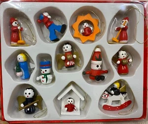 12 Stück Mini Adornos De Navidad, Adornos De madera Adornos En Miniatura - Bild 1 von 1