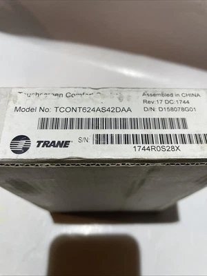 Trane TCONT624AS42DAA Digital Touchscreen Thermostat w/ Mounting Base Plate - Image 1 of 3