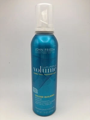 Mousse suave táctil John Frieda Luxurious Volume Building 7,5 oz 212 g Foto 1 de 3