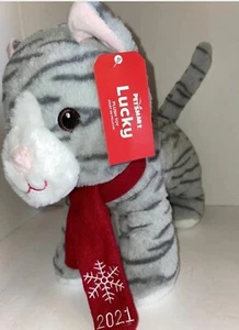 NUEVO Juguete de peluche coleccionable Petsmart LUCKY 2021 GATO GATITO 13” de largo JUGUETE PERRO CHIRRIANTE - Imagen 1 de 11