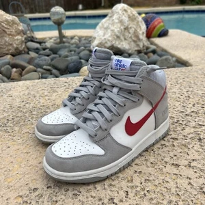 Size 6.5 - Nike Dunk SE High Athletic Club - Light Smoke Grey Gym Red - Picture 1 of 7