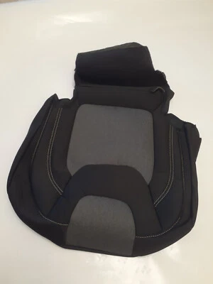 Jeep Cherokee 2014- conjunto de molduras. Cojín asiento trasero derecho. 5RA56DX9AB (5RA56DX9AA) Foto 1 de 4