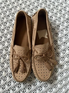 Coach Nadia driving loafers in a tan perforated leather size 8.5 B new - Picture 1 of 5