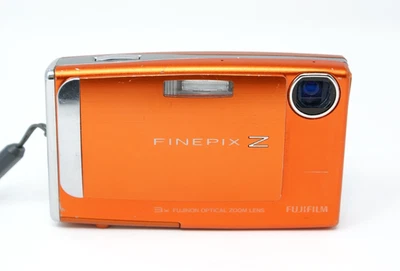 Fujifilm FinePix Z10fd Digital Camera Orange + 4GB SD, Soft Case & Orig Battery - Image 1 of 4