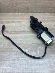 8362371 BMW E39 Series Trunk Tailgate Lock Mechanism Actuator VDO - Picture 1 of 7