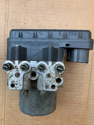 Sistema de bomba de freno antibloqueo ABS 2011-2013 Scion tC 44540-21050 89541-21110 OEM Foto 1 de 4