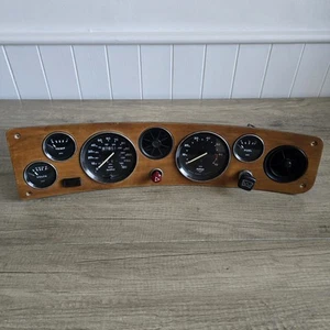 Triumph Wooden Dashboard With Clocks / Smiths Gauges Complete - Picture 1 of 11
