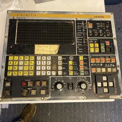 Panneau de commande Siemens Sinumerik Sprint 8T 548 021.9010.01 comme... - Photo 1/4