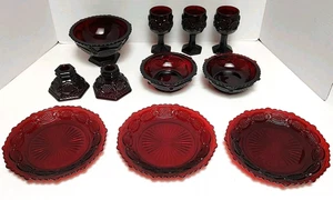 Colección de cristalería vintage AVON Cape Cod rojo rubí LOTE MIXTO - Juego de 11 piezas - Imagen 1 de 10