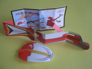 DE262 ELICOTTERO ROSSO + BPZ KINDER MERENDERO JOY ITALIA 2010 VEICOLI DI CARTA - Picture 1 of 1