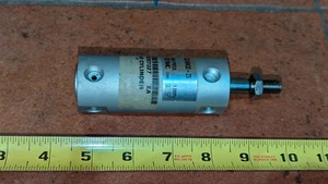 Cilindro de aire de carrera corta SMC CG1BN32-25 NUEVO EN STOCK - Imagen 1 de 3