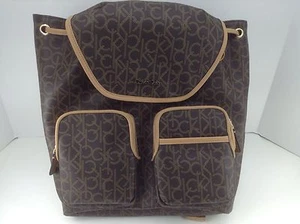 Mochila Calvin Klein, mochila para mujer con bolsillo para computadora portátil - Precio de venta sugerido por el fabricante $260 🙂 - Imagen 1 de 9