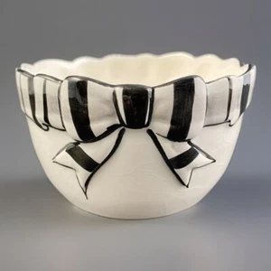 The Haldon Group 1992 Black & White Plaid Ribbon Bow Border On Rim 4-1/4” Bowl - Picture 1 of 7