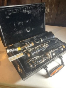Yamaha YCL 20 Clarinet with SELMER BELL and VITO Case High-Quality - Picture 1 of 20