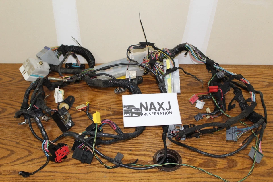 97-01 Jeep Cherokee XJ Interior Dash Wiring Harness 4.0L OEM Driver Side - Image 1 of 4