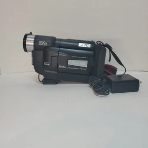 Videocámara VHS compacta JVC (GR-SXM240U) - Imagen 1 de 24