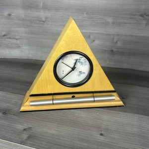 NOW & ZEN WECKER BRANDNEU IN BOX Ahornholz mit japanischen Blättern - Bild 1 von 6