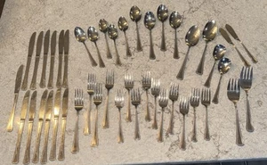 44 Stck. Oneida Nadelspitze Perlen Kunstfertigkeit Edelstahl Besteck Gabel Löffel Messer Posten - Bild 1 von 11