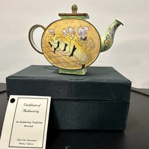 De colección Kelvin Chen Miniatura Esmalte Tetera Bailarines Moulin Rouge #913 - Imagen 1 de 24