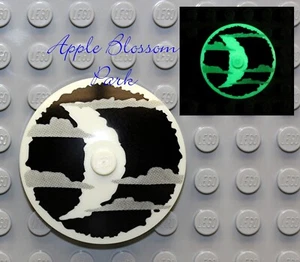 Lego 4x4 Resplandor en la Oscuridad Media Luna RADAR PLATO - Monster Fighters Halloween 9468 - Imagen 1 de 3