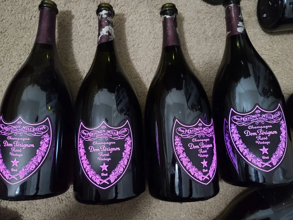 5 botellas vacías Dom Perignon Rose 750 ml, champán iluminado 750 ml rosa  Foto 1 de 1